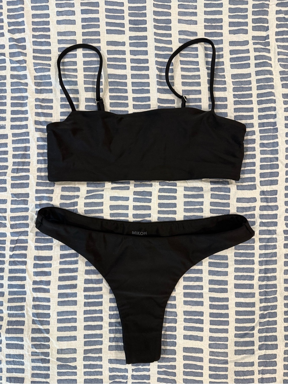 Mikoh Bikini Set - Papara Bottom M & Kumu 2 Top S in Night - Picture 9 of 14